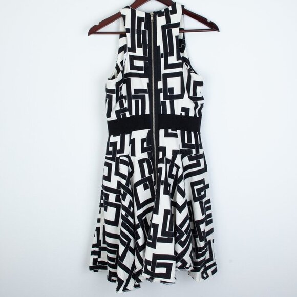 Milly of New York Geo Print Swing Dress Size 6 - Picture 7 of 11
